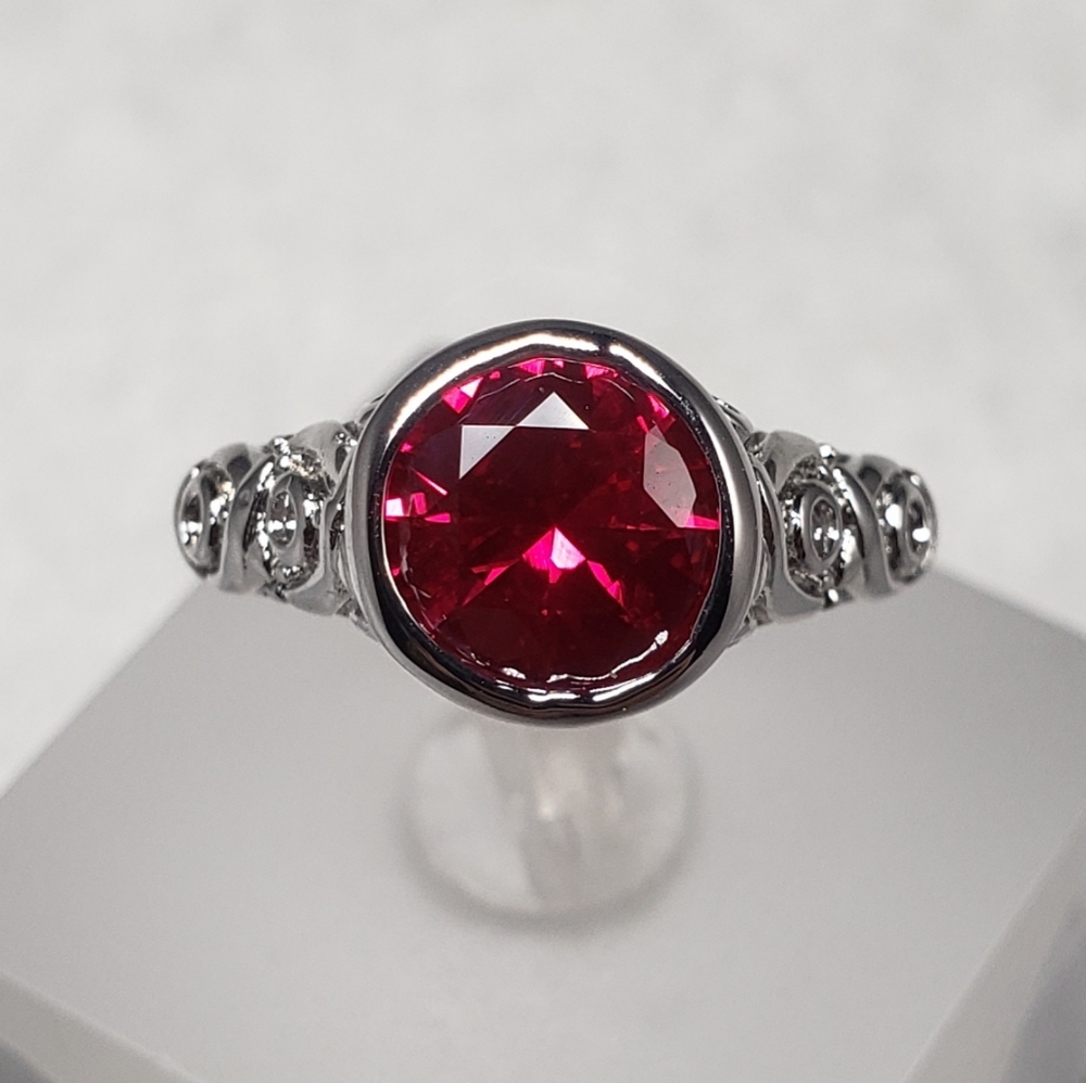 Sterling Bezel Set Red Ring - Picture 4 of 8